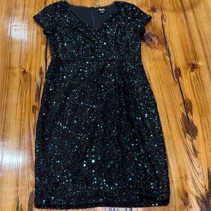 Holiday SLNY Black and Green Sequin Mini Dress